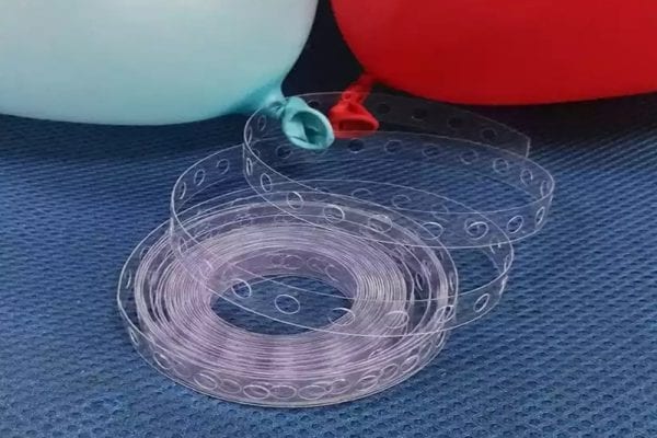 חוט לתליית בלונים